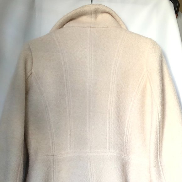 πFitted Coat w/ Wool | Cream Color (Size M) - Picture 5 of 8